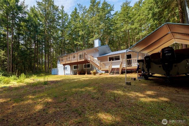 1074 N Estate Lane, Oak Harbor, WA 98277