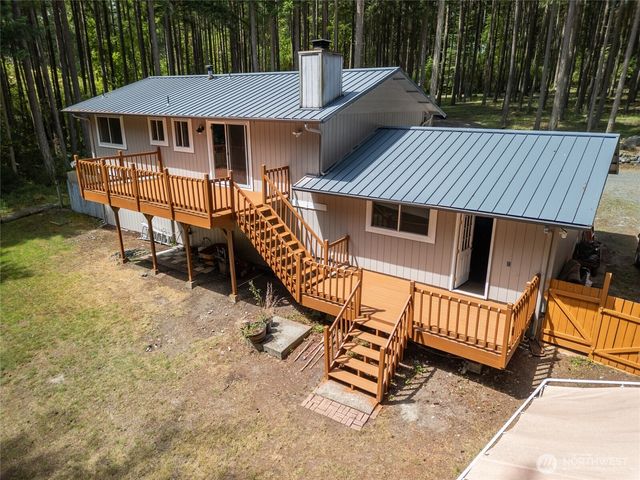 1074 N Estate Lane, Oak Harbor, WA 98277