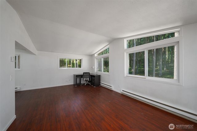 1074 N Estate Lane, Oak Harbor, WA 98277