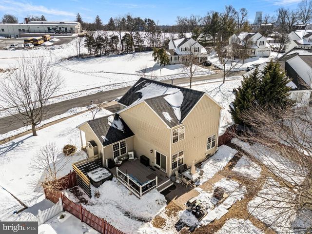 45 PEBBLE BEACH LN, Pottstown, PA 19464