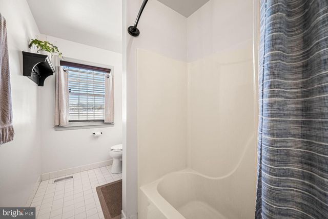 45 PEBBLE BEACH LN, Pottstown, PA 19464