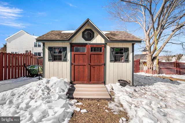 45 PEBBLE BEACH LN, Pottstown, PA 19464