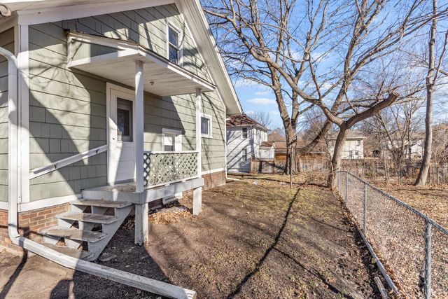 413 Adams Street, Rockford, IL 61107