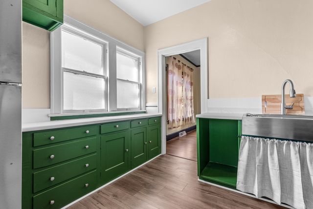 413 Adams Street, Rockford, IL 61107