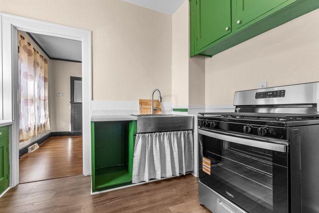 413 Adams Street, Rockford, IL 61107