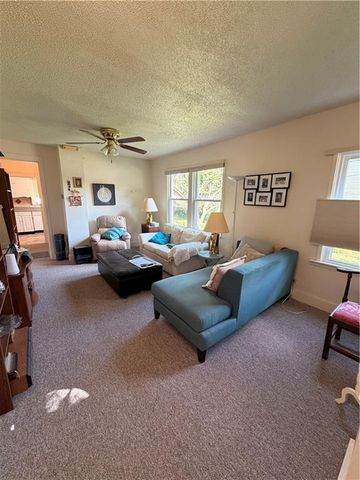 1307 S Sterling Avenue, Independence, MO 64052