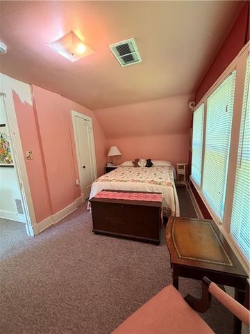 1307 S Sterling Avenue, Independence, MO 64052