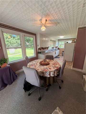 1307 S Sterling Avenue, Independence, MO 64052
