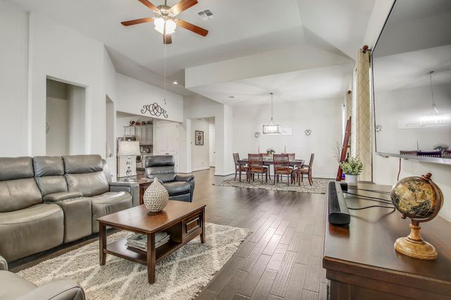 20312 Martin LN, Pflugerville, TX 78660