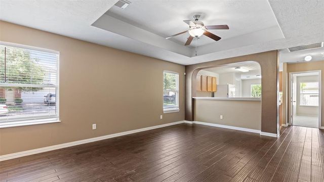 10414 Collin Park, Houston, TX 77075