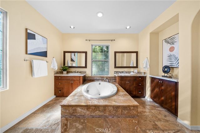 94 Mission, Irvine, CA 92618