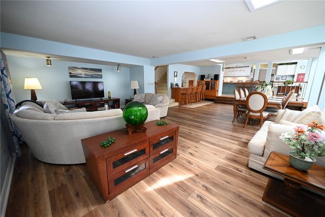 2759 County Road 411, Berryville, AR 72616