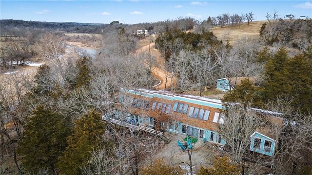 2759 County Road 411, Berryville, AR 72616