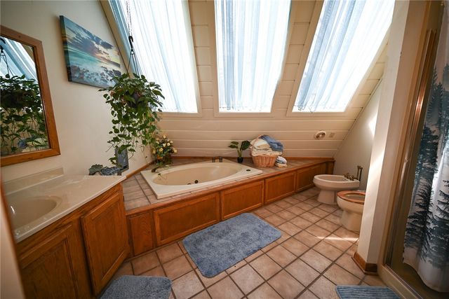 2759 County Road 411, Berryville, AR 72616