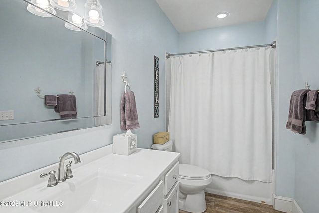 11353 Hattie K Drive, Biloxi, MS 39532