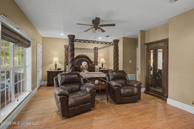 11353 Hattie K Drive, Biloxi, MS 39532