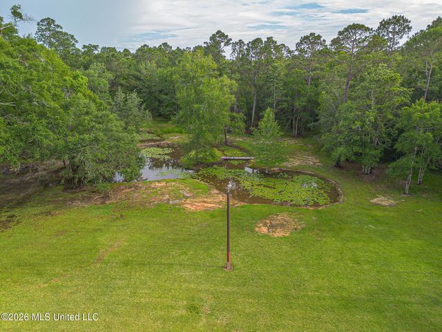 11353 Hattie K Drive, Biloxi, MS 39532