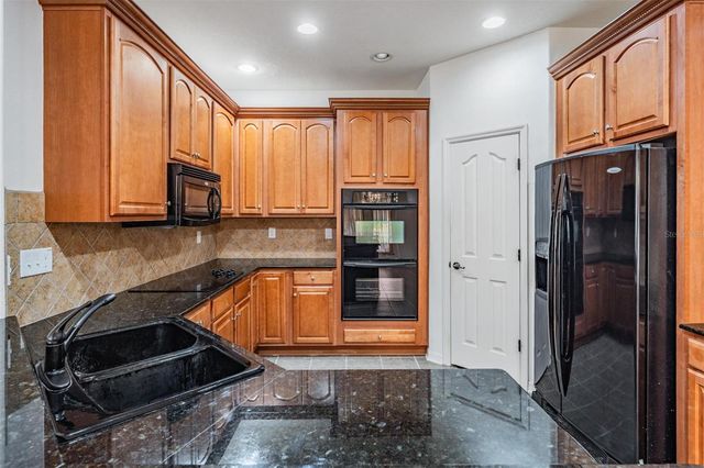 6327 CHERRY BLOSSOM TRAIL, Gibsonton, FL 33534