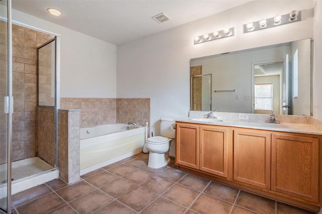 6327 CHERRY BLOSSOM TRAIL, Gibsonton, FL 33534