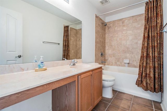 6327 CHERRY BLOSSOM TRAIL, Gibsonton, FL 33534