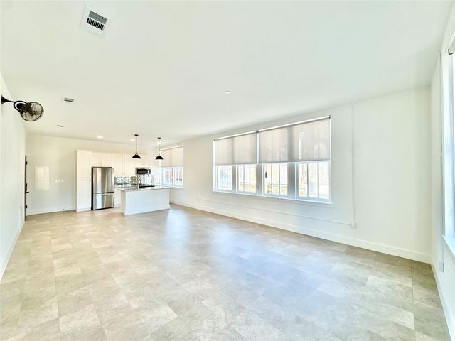 2102 Mechanic Street 205, Galveston, TX 77550