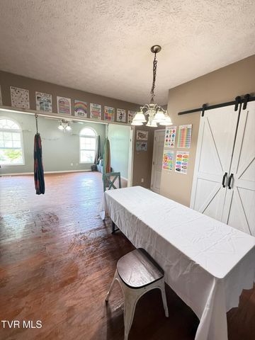 2497 Upper Copper Creek Road, Castlewood, VA 24224