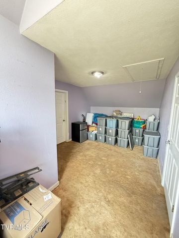 2497 Upper Copper Creek Road, Castlewood, VA 24224