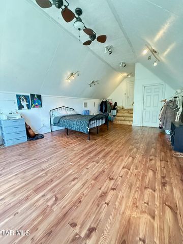 2497 Upper Copper Creek Road, Castlewood, VA 24224