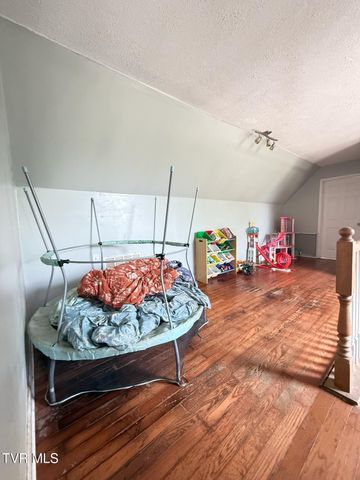 2497 Upper Copper Creek Road, Castlewood, VA 24224