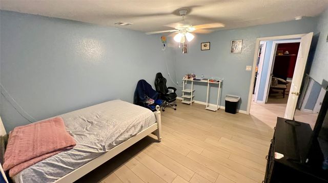 186 Road 5210, Cleveland, TX 77327