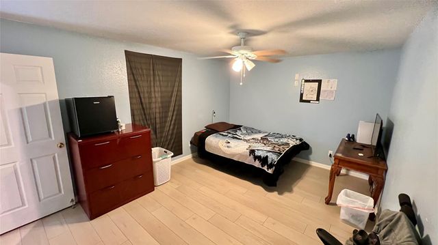 186 Road 5210, Cleveland, TX 77327