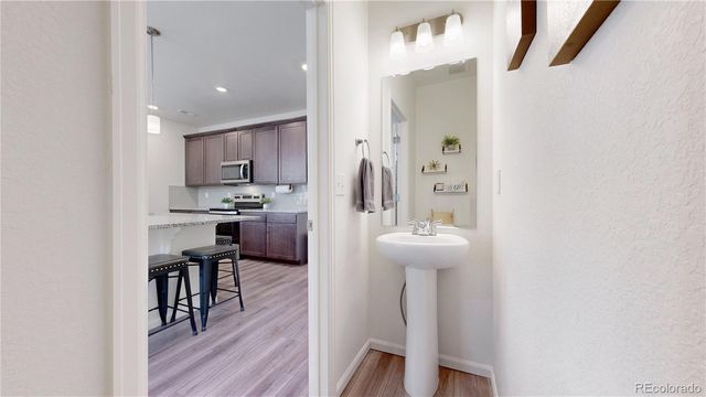 17983 E 103rd Avenue, Commerce City, CO 80022