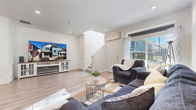 17983 E 103rd Avenue, Commerce City, CO 80022