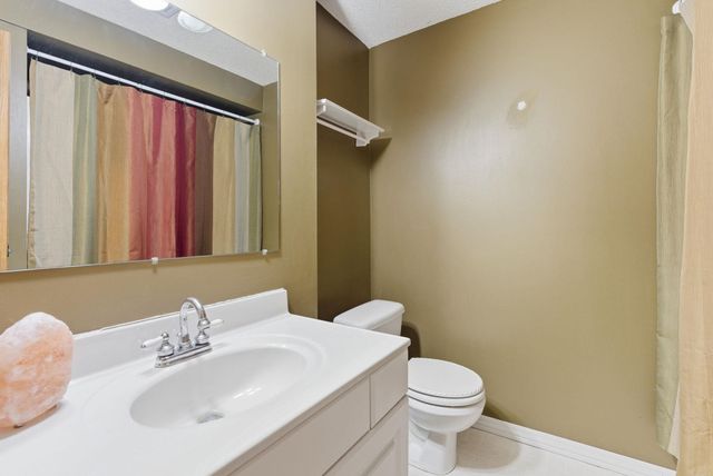 2238 N Amarado St, Wichita, KS 67205