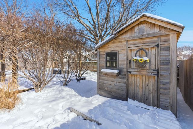 2238 N Amarado St, Wichita, KS 67205