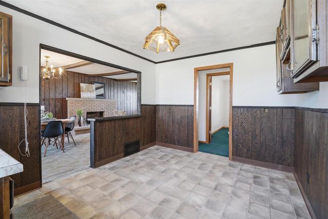 805 PARAMOUNT DRIVE, Chilton, WI 53014