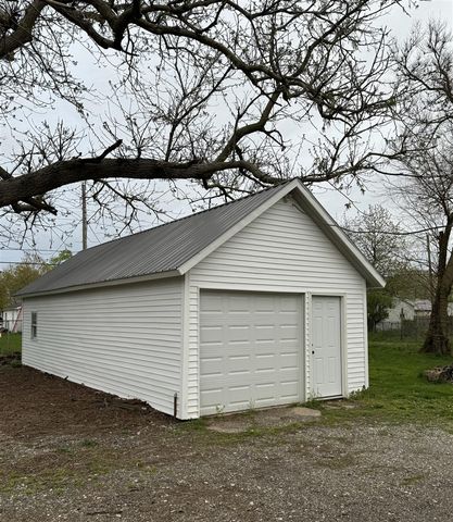 401 Berrien Street, Buchanan, MI 49107