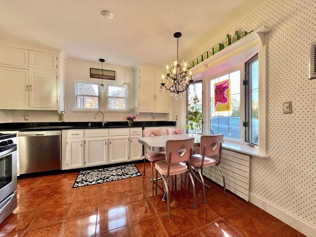 3964 Stowell AVENUE, Shorewood, WI 53211