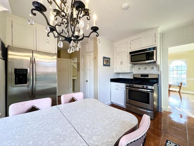 3964 Stowell AVENUE, Shorewood, WI 53211