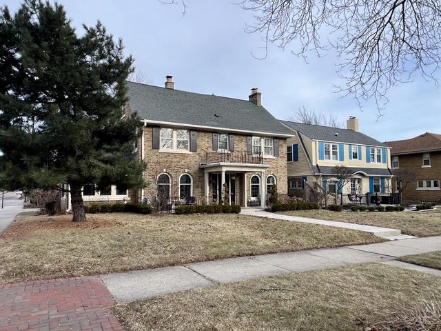 3964 Stowell AVENUE, Shorewood, WI 53211