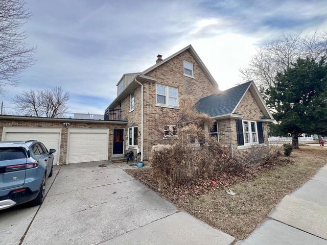 3964 Stowell AVENUE, Shorewood, WI 53211