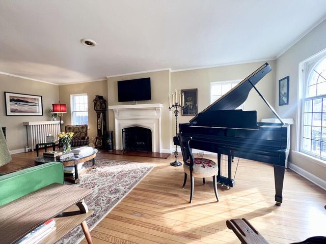 3964 Stowell AVENUE, Shorewood, WI 53211