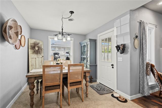 1003 Sunrise Circle, Siloam Springs, AR 72761