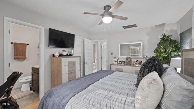 4804 Sidney Lane, Mcleansville, NC 27301