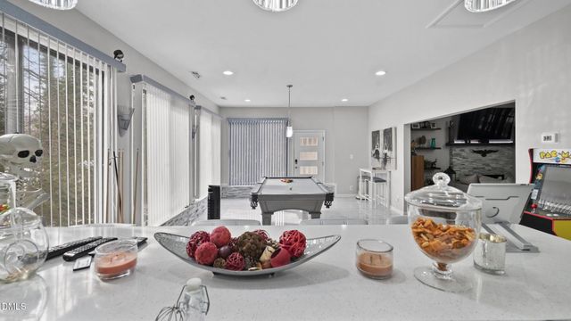 4804 Sidney Lane, Mcleansville, NC 27301