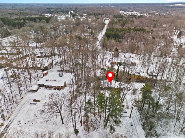 4804 Sidney Lane, Mcleansville, NC 27301