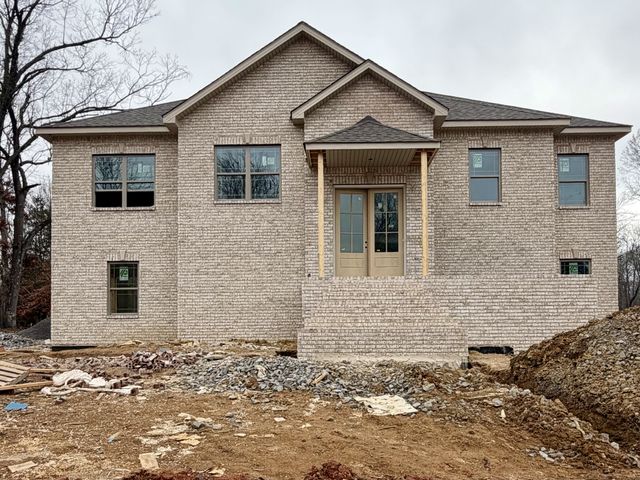 1280 Reda Dr, Clarksville, TN 37042