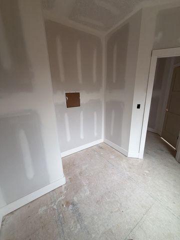 1280 Reda Dr, Clarksville, TN 37042