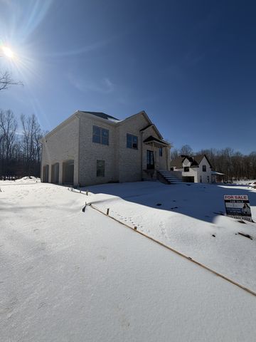 1280 Reda Dr, Clarksville, TN 37042