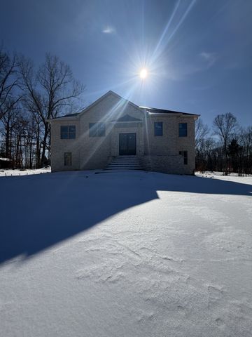 1280 Reda Dr, Clarksville, TN 37042